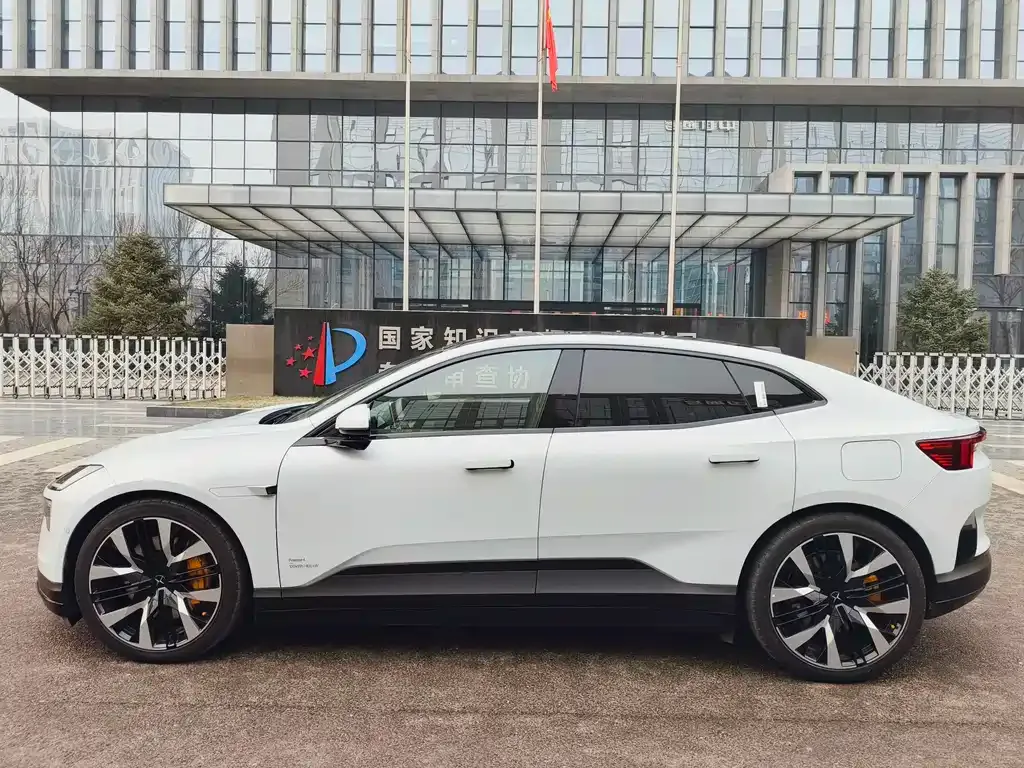 Polestar Polestar 4 2024 из CN, фото 8