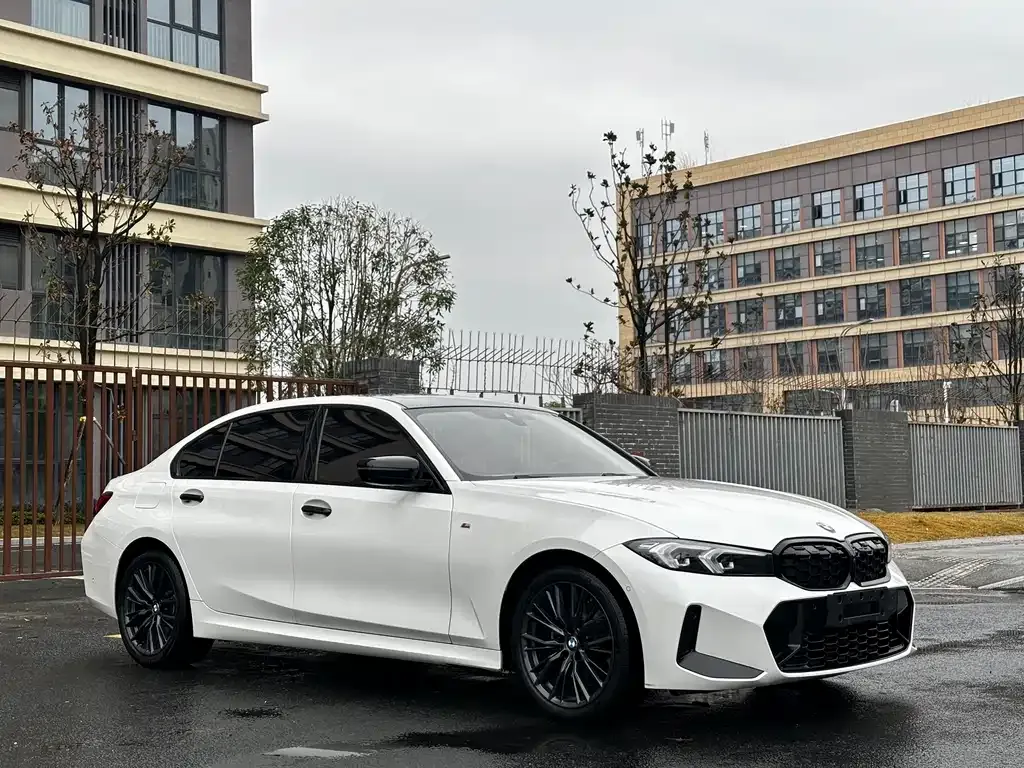 BMW 3 Series 2023 из CN, фото 3