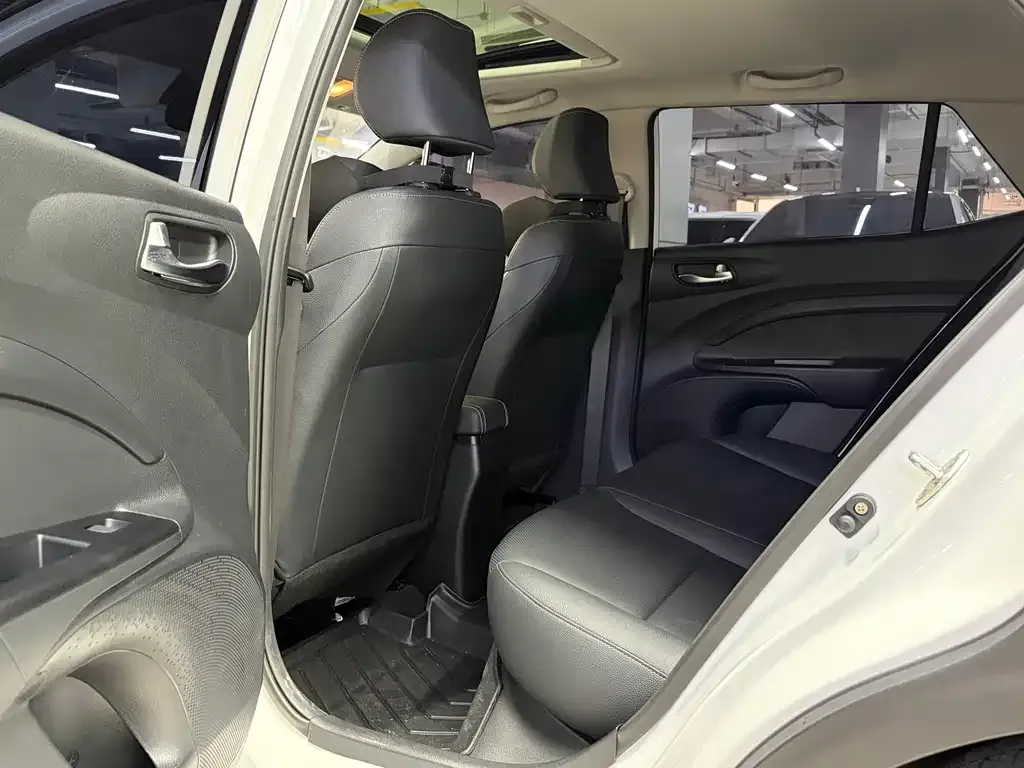 Kia KX1 2023 из CN, фото 6