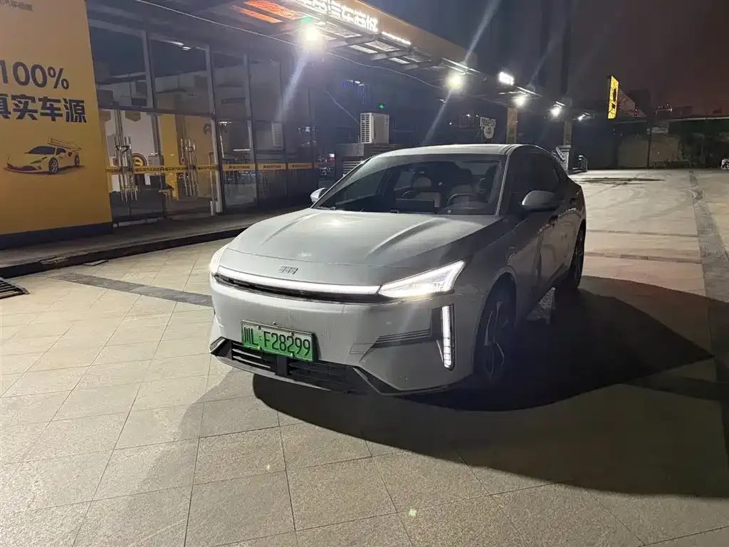 Geely Galaxy L6 2025 из CN, фото 1