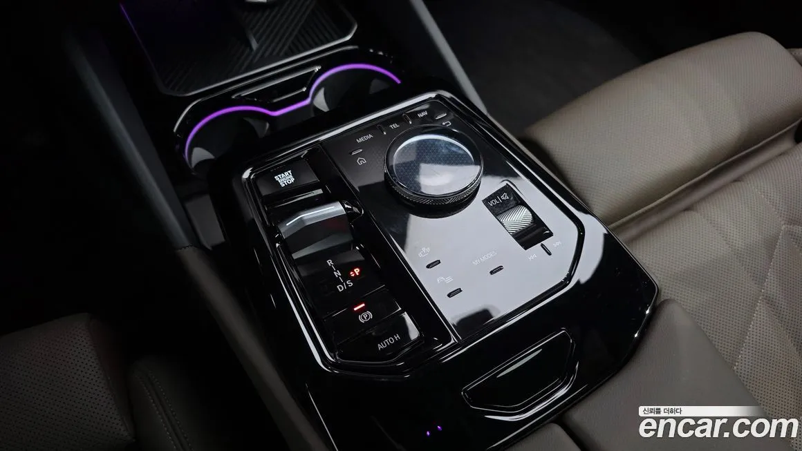 BMW 5-Series 2025 из KR, фото 3
