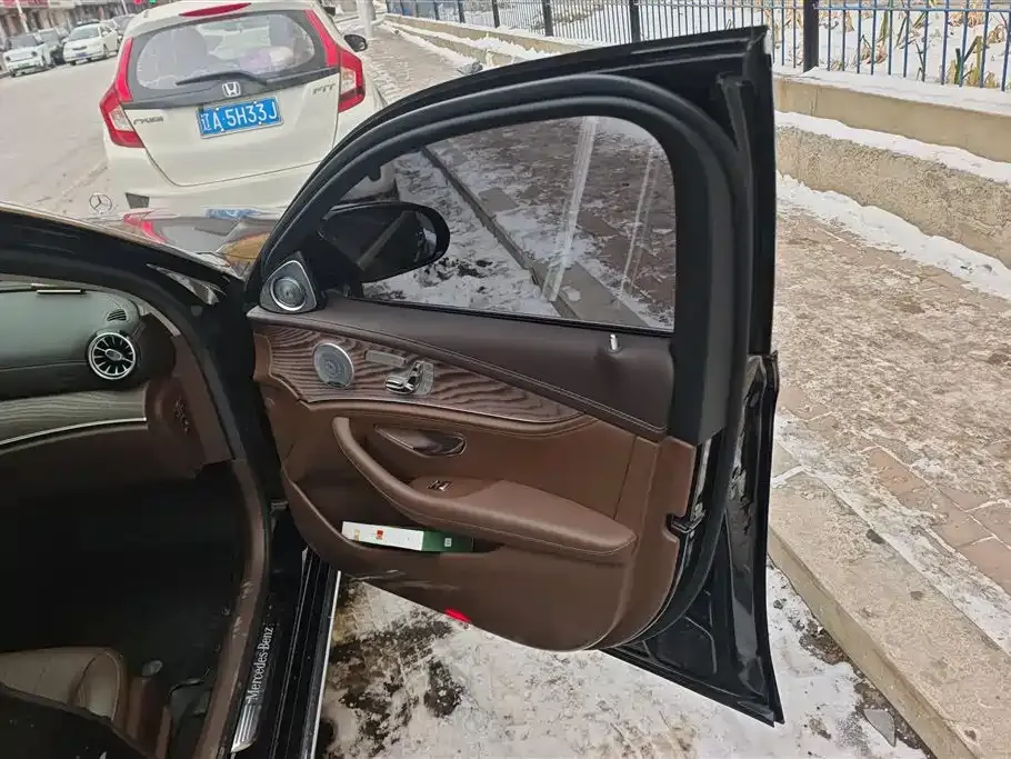 Mercedes-Benz E-Class 2021 из CN, фото 8