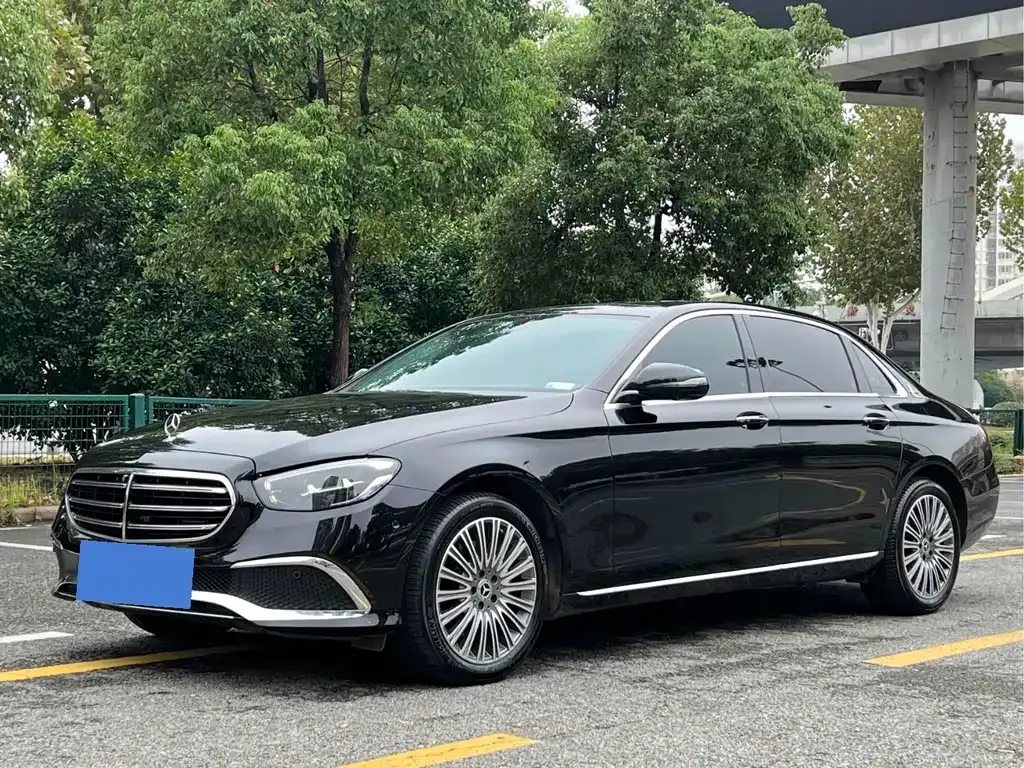 Mercedes-Benz E-Class 2023 из CN, фото 1