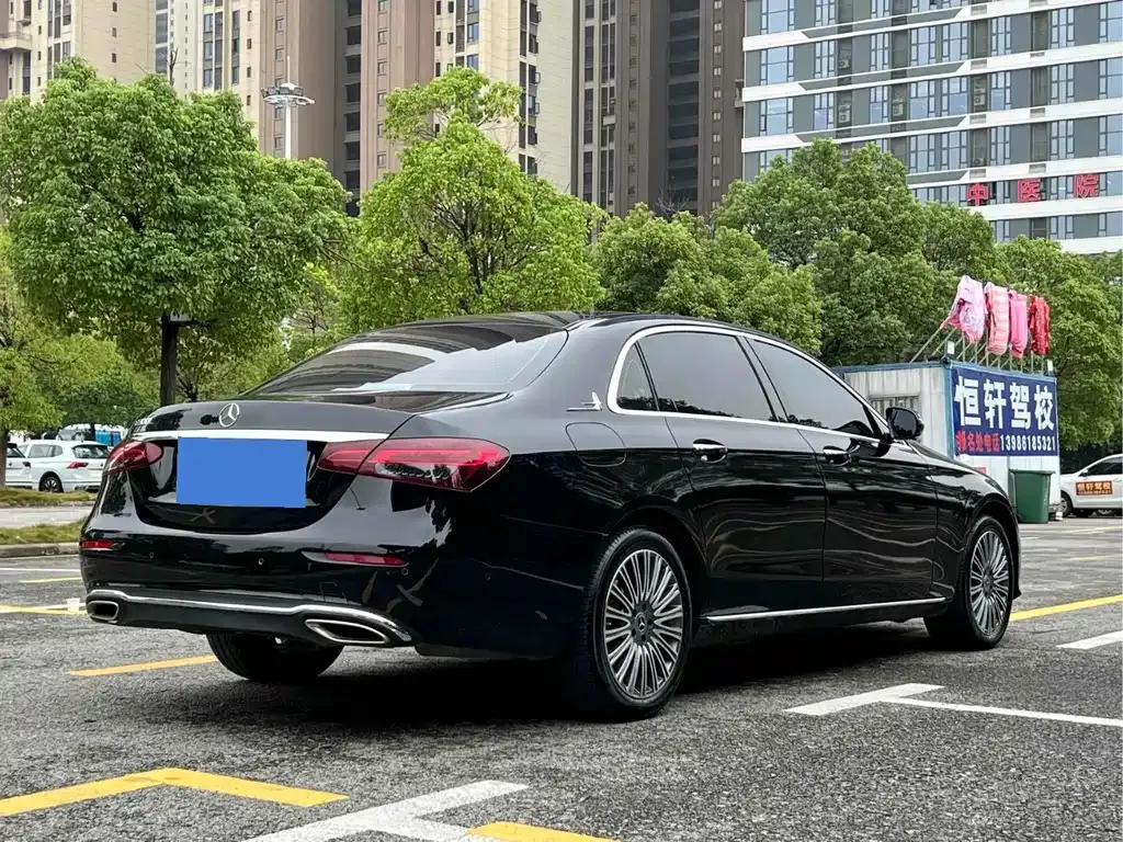 Mercedes-Benz E-Class 2023 из CN, фото 7