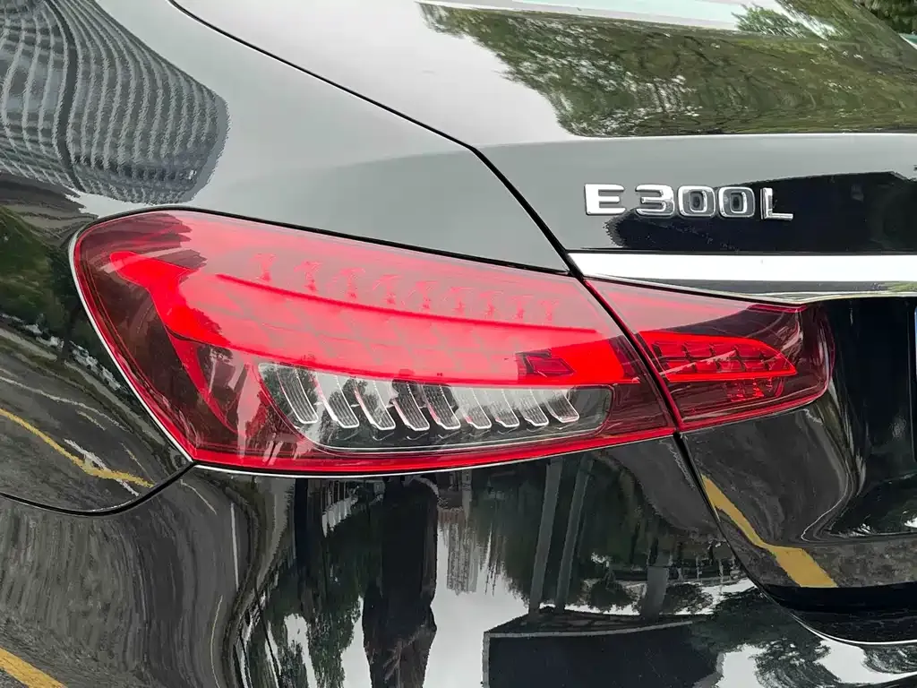 Mercedes-Benz E-Class 2023 из CN, фото 4