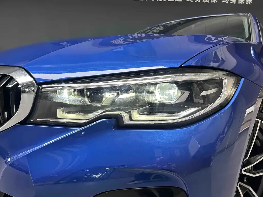 BMW 3 Series 2021 из CN, фото 2
