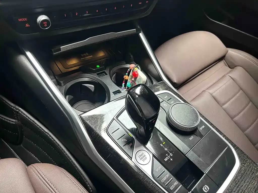 BMW 3 Series 2021 из CN, фото 9