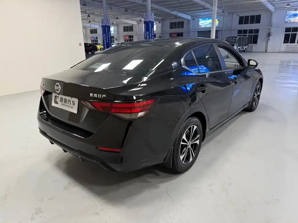 Nissan Sylphy 2023 из CN, фото 2