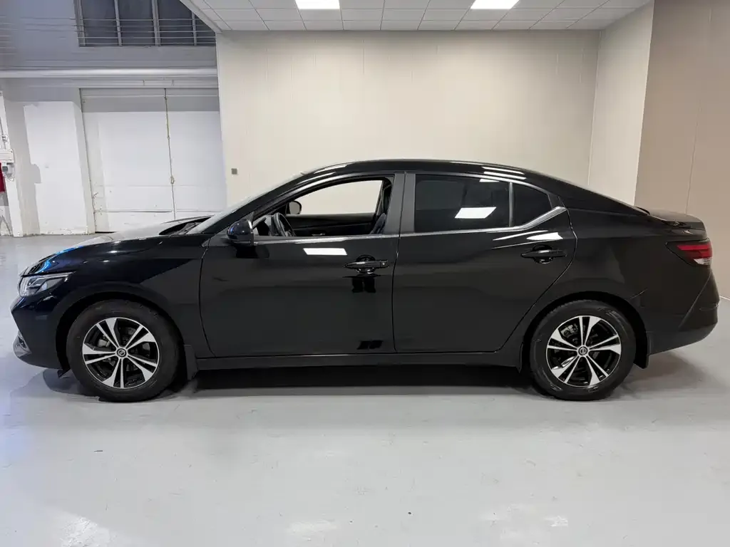 Nissan Sylphy 2023 из CN, фото 3