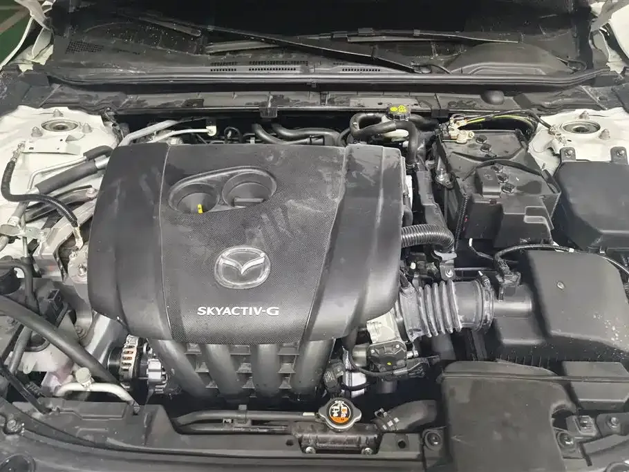 Mazda 3 Axela 2025 из CN, фото 10