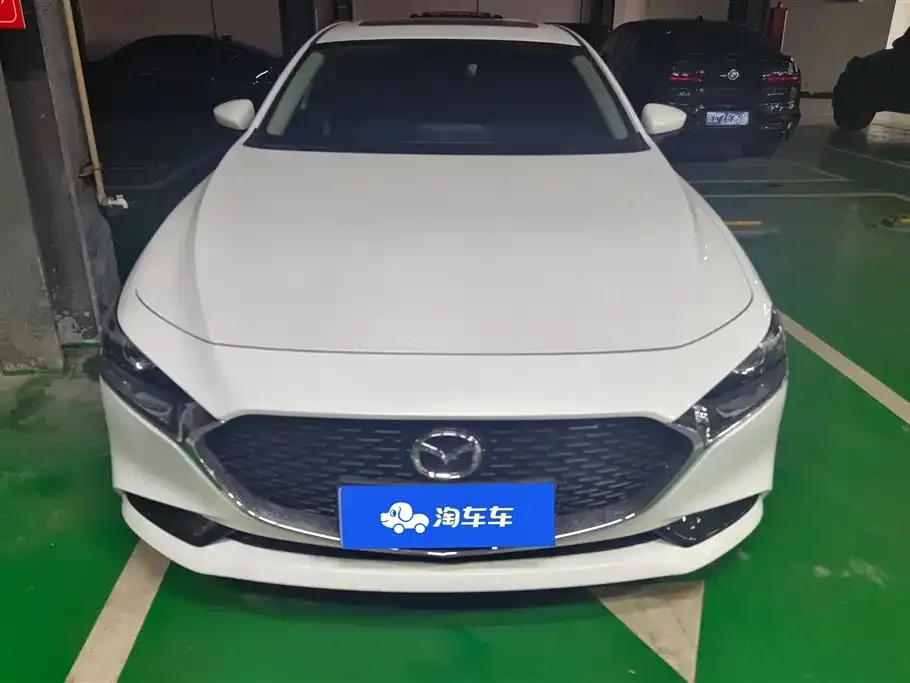 Mazda 3 Axela 2025 из CN, фото 2