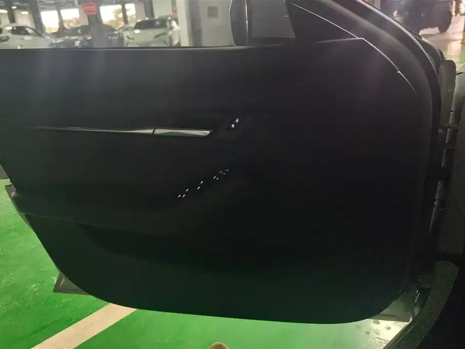 Mazda 3 Axela 2025 из CN, фото 9