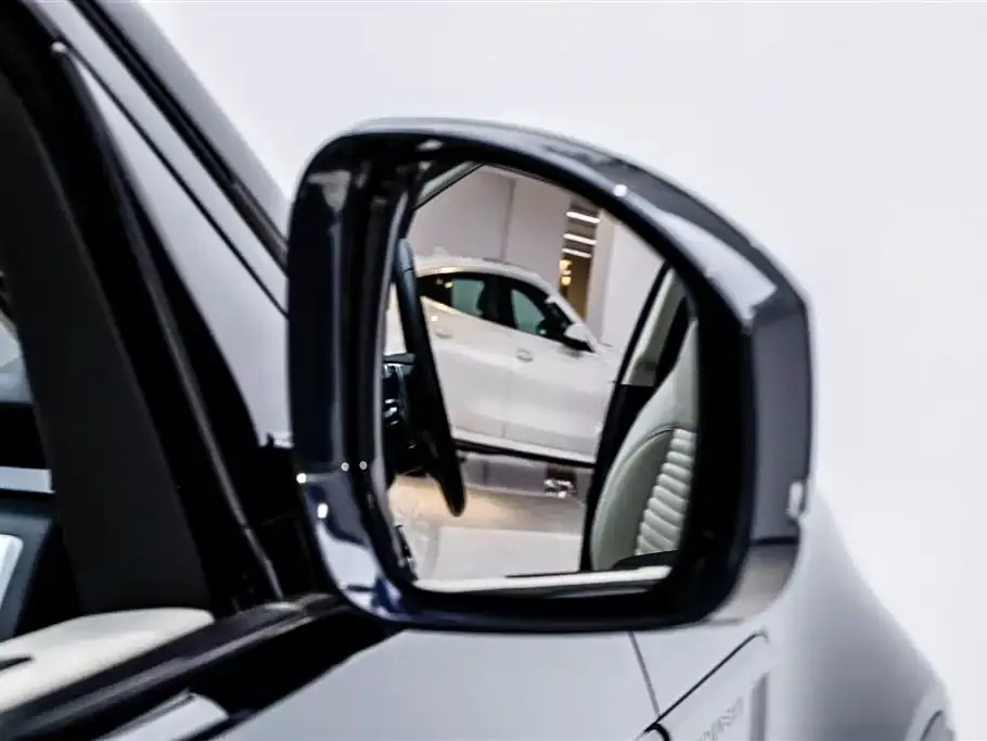 Land Rover Discovery 2024 из CN, фото 8