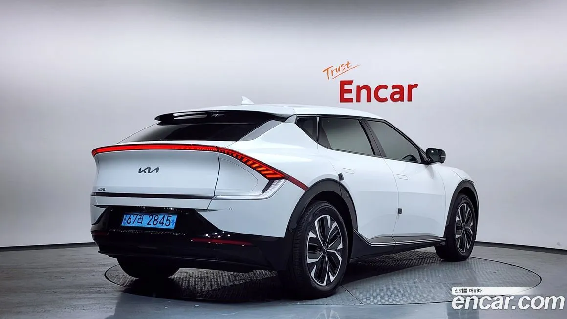 Kia EV6 — фото 2
