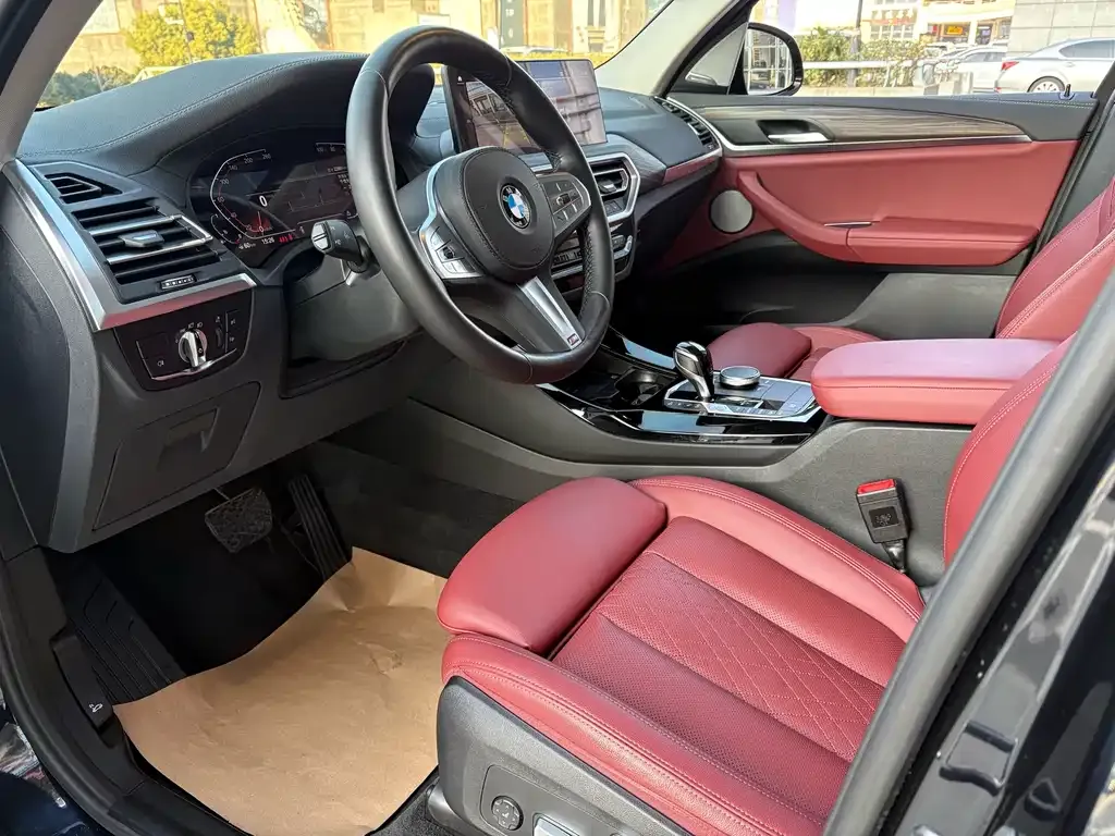 BMW X3 2024 из CN, фото 2