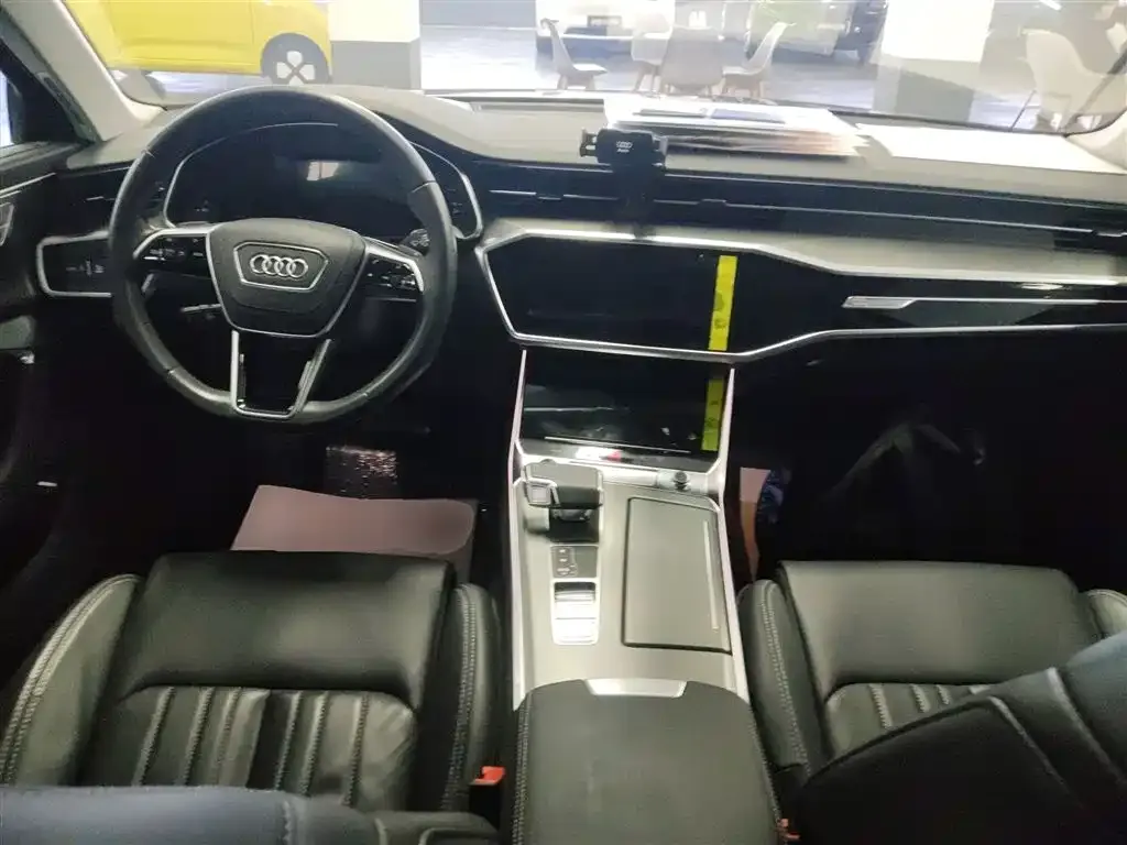 Audi A6L 2024 из CN, фото 2