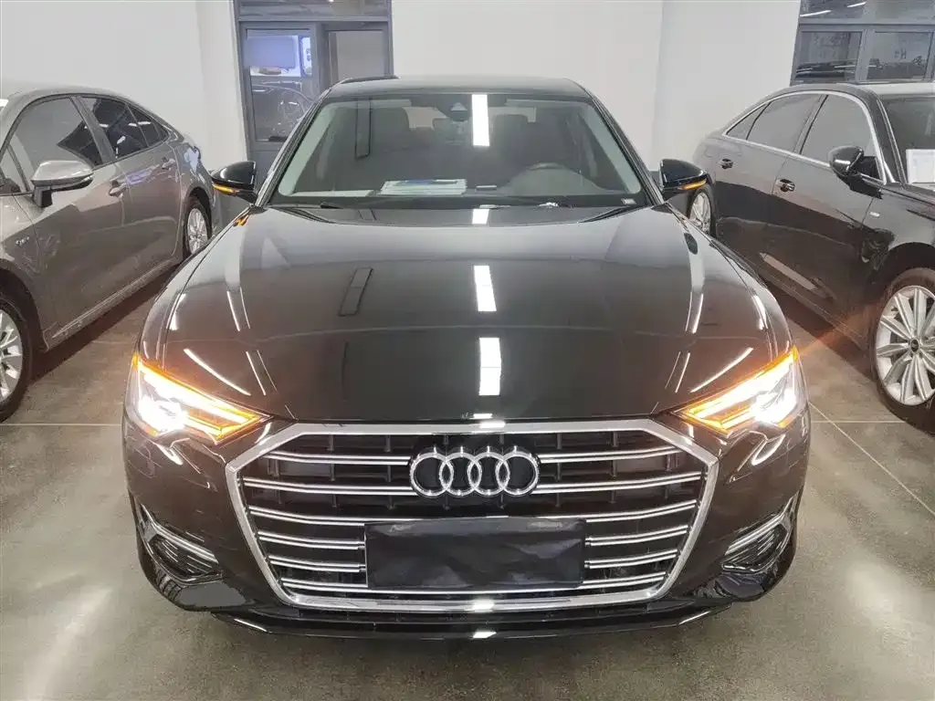 Audi A6L 2024 из CN, фото 8
