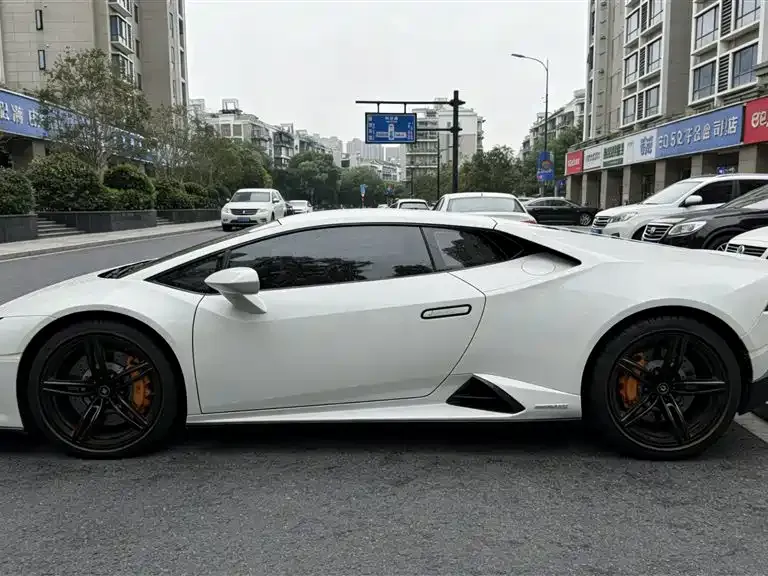 Lamborghini Huracan 2021 из CN, фото 6