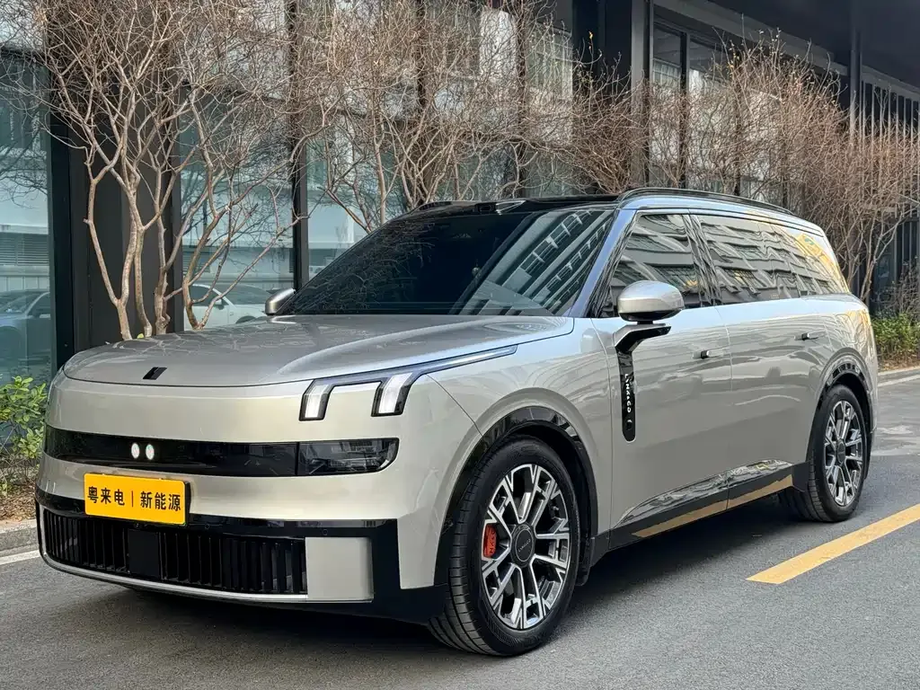 Lynk & Co 900 2025 из CN, фото 1