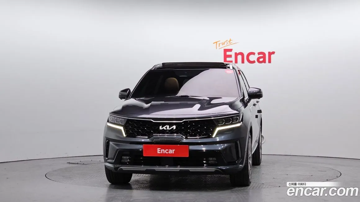 Kia Sorento — фото 6