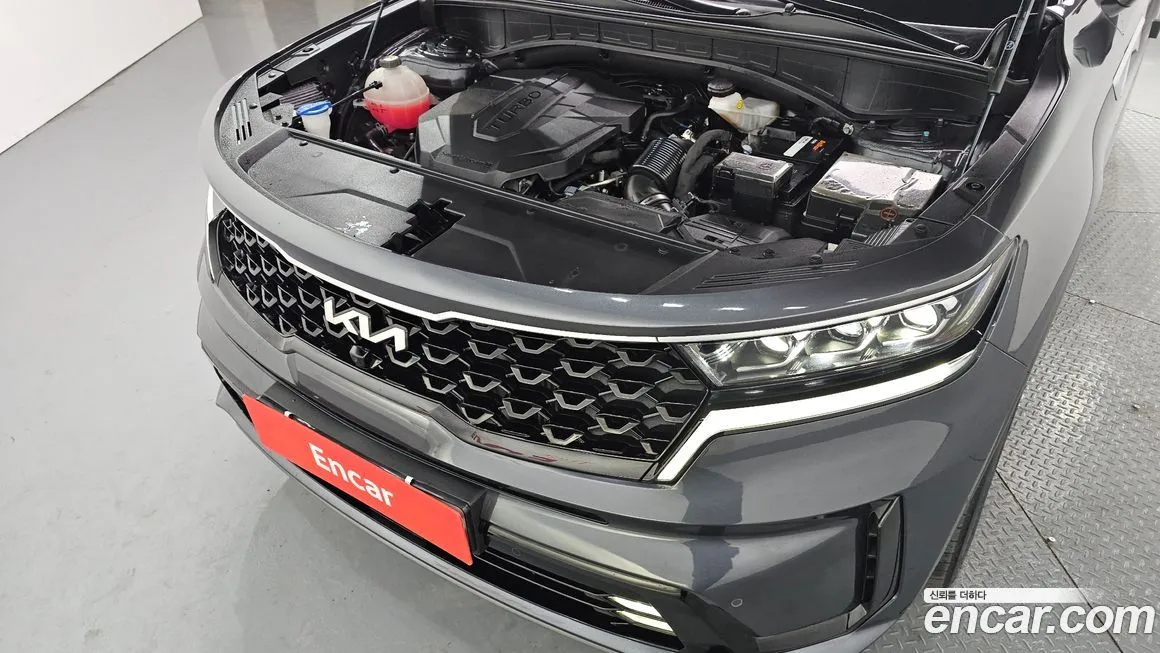 Kia Sorento — фото 9