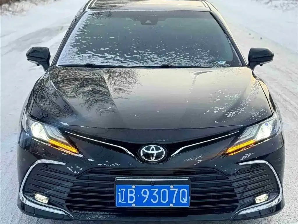 Toyota Camry 2023 из CN, фото 1