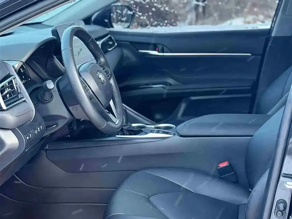 Toyota Camry 2023 из CN, фото 5