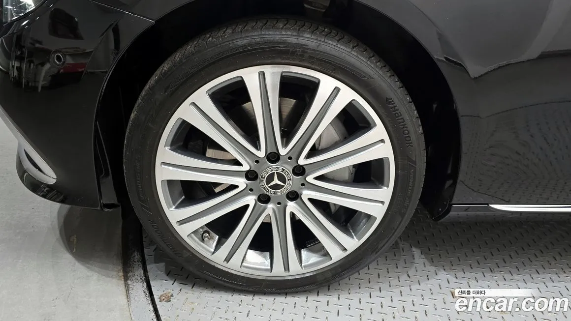 Mercedes-Benz E-Class 2023 из KR, фото 10