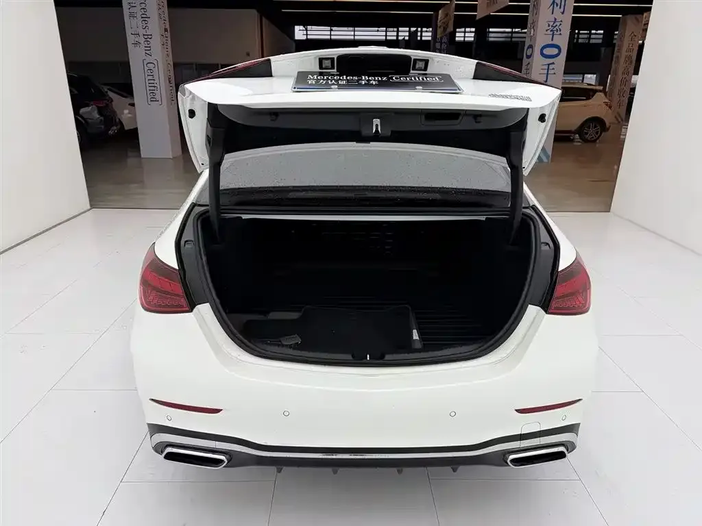 Mercedes-Benz C-Class 2024 из CN, фото 4