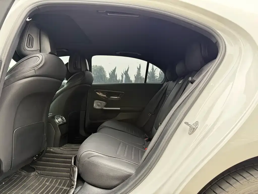 Mercedes-Benz C-Class 2023 из CN, фото 3
