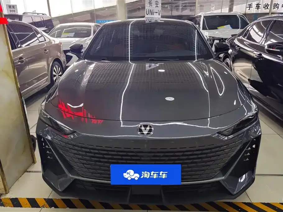Changan UNI-V 2023 из CN, фото 6