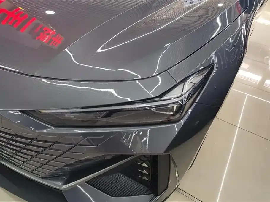 Changan UNI-V 2023 из CN, фото 4