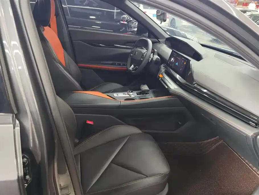 Changan UNI-V 2023 из CN, фото 7