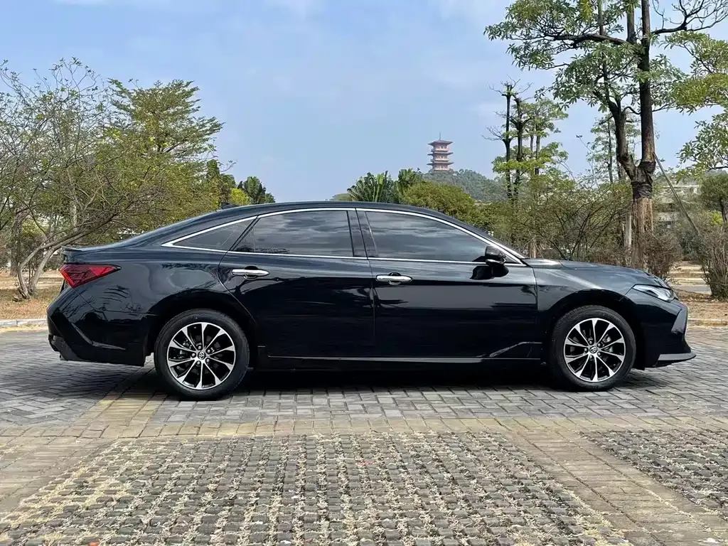 Toyota Avalon 2023 из CN, фото 4