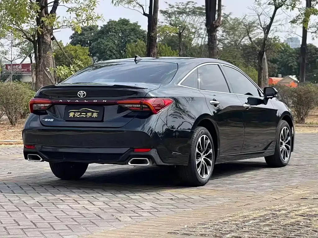 Toyota Avalon 2023 из CN, фото 8