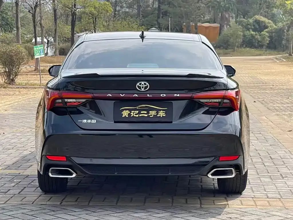 Toyota Avalon 2023 из CN, фото 5