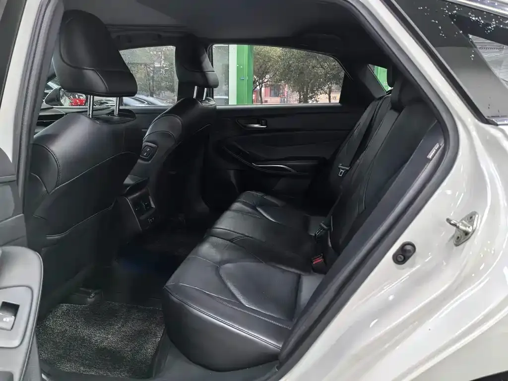 Toyota Avalon 2022 из CN, фото 6