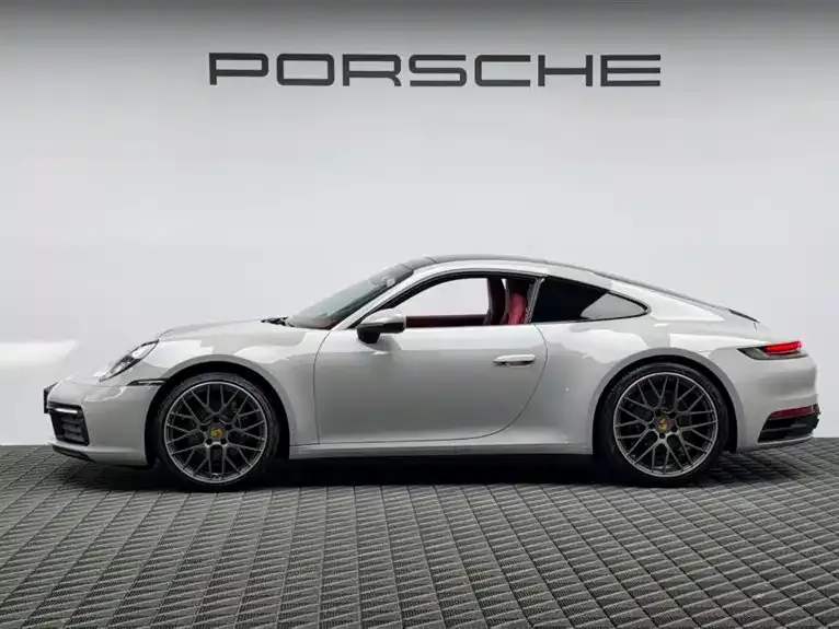 Porsche 911 2023 из CN, фото 5
