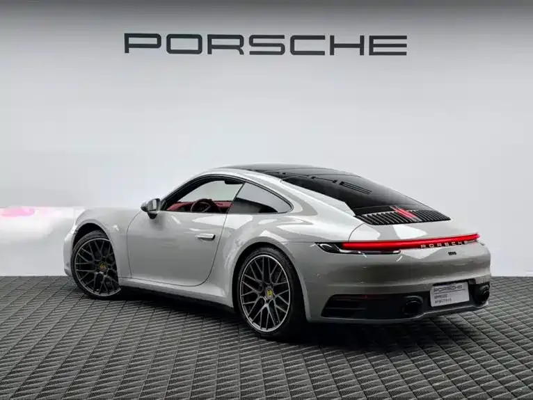 Porsche 911 2023 из CN, фото 9