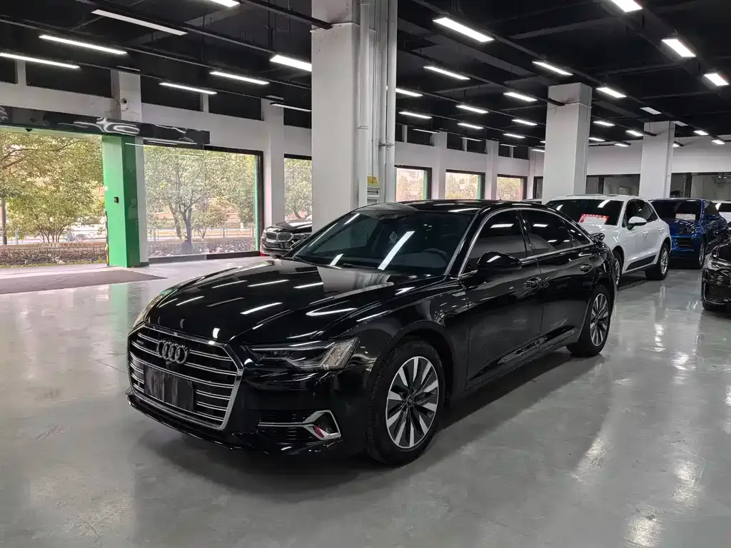 Audi A6L 2023 из CN, фото 1
