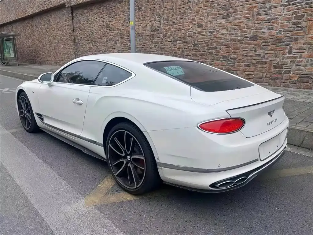 Bentley Continental 2022 из CN, фото 6