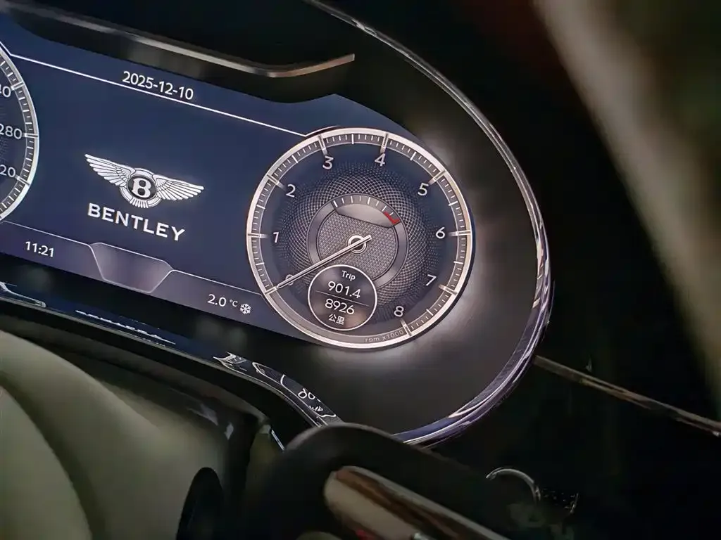 Bentley Continental 2022 из CN, фото 2