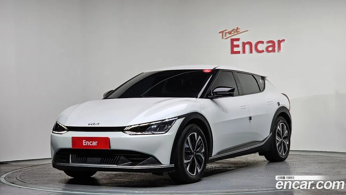 Kia EV6 2023 из KR, фото 1