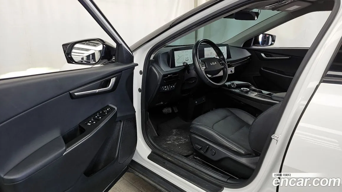 Kia EV6 2023 из KR, фото 4