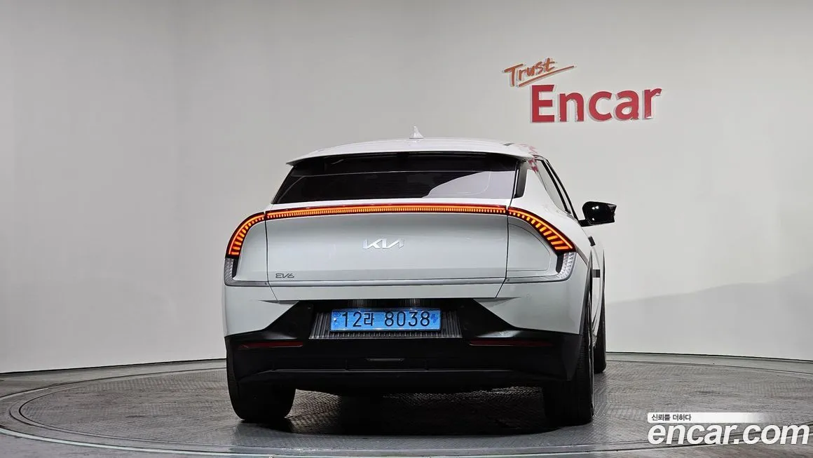 Kia EV6 2023 из KR, фото 9