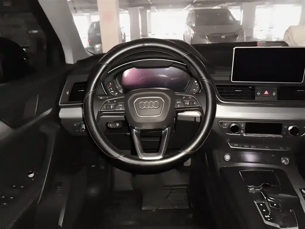 Audi Q5L 2021 из CN, фото 8