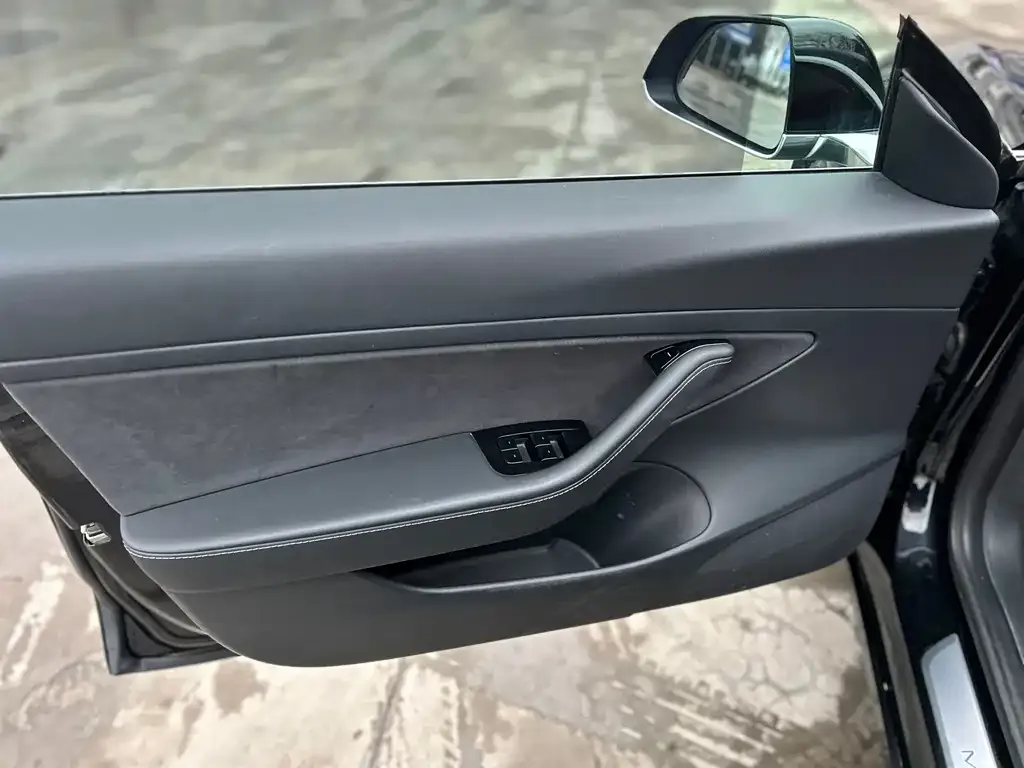 Tesla Model 3 2021 из CN, фото 2