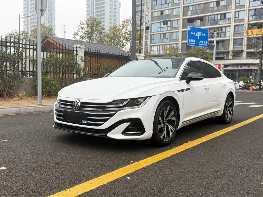 Volkswagen CC 2021 из CN, фото 1