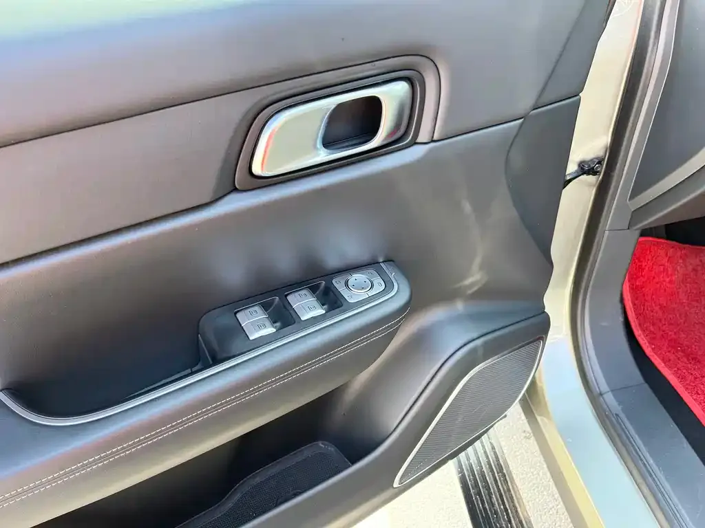 Li Auto ONE 2022 из CN, фото 2