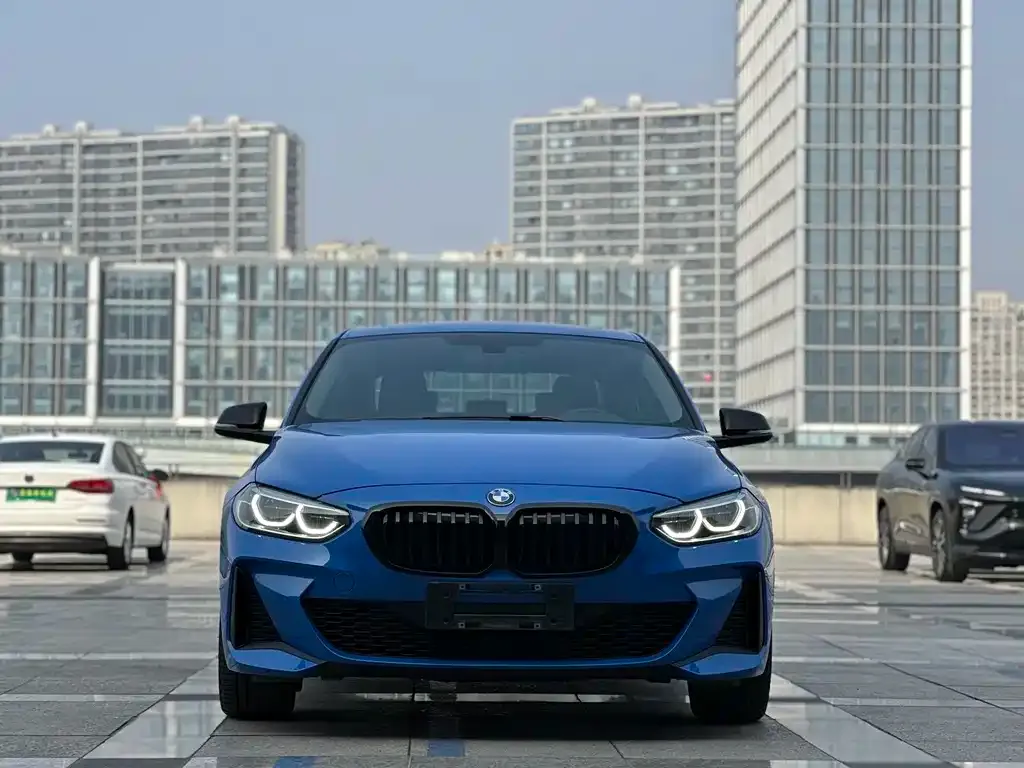 BMW 1 Series 2021 из CN, фото 6